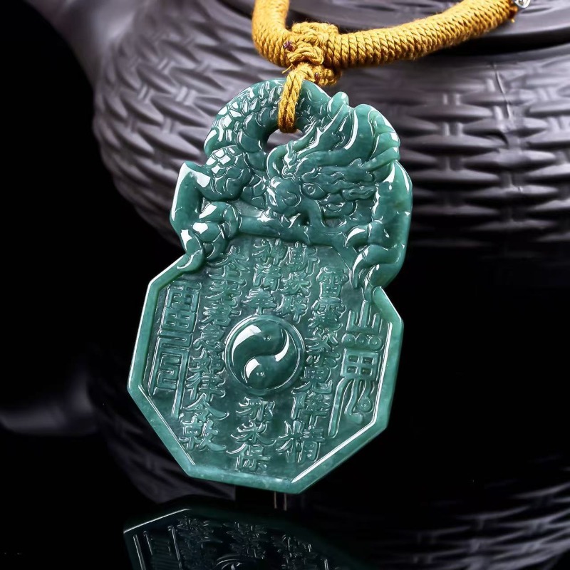 Necklace Pendant - Natürlicher Echter Smaragd Blauwasser Berg-Geistermünzen-Anhänger Myanmar