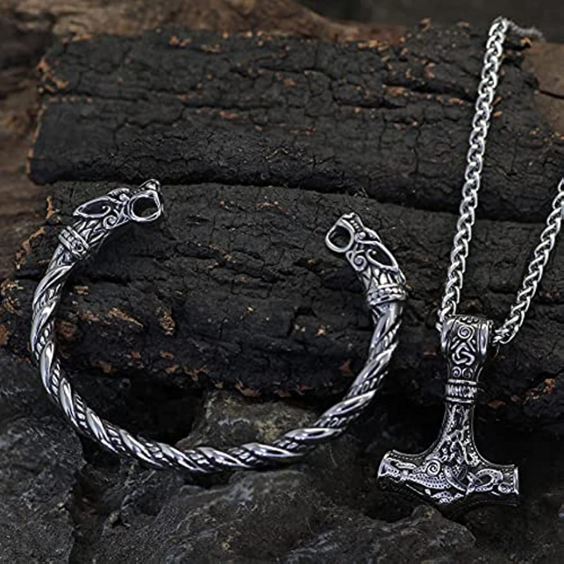 Wolf Jewelry & Watches Tampa - 2-teiliges Set: Wikinger-Retro-Hammer-Anhänger, Wolfskopf-Halskette und Armband-Set,