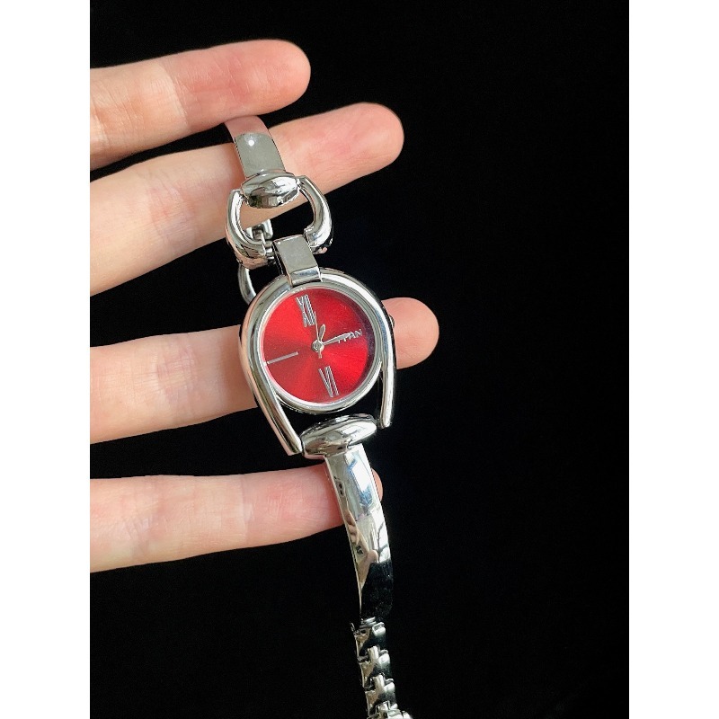 Vintage Rosy Glow Moment Uhr – Moments Watches & Jewelry Vaughan Mills Bewertung und Preis