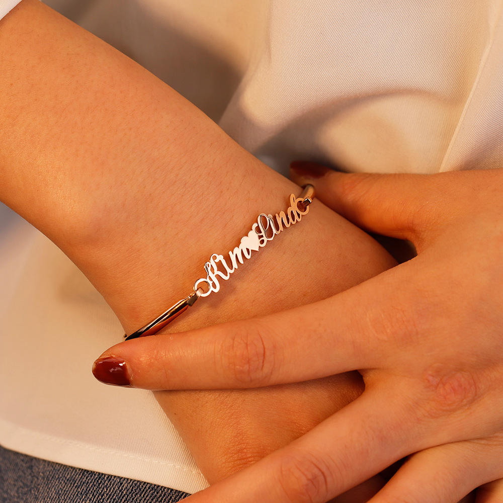Personalisierte Paar-Namens-Ar – Cuff Bangle Bracelet Bewertung und Preis