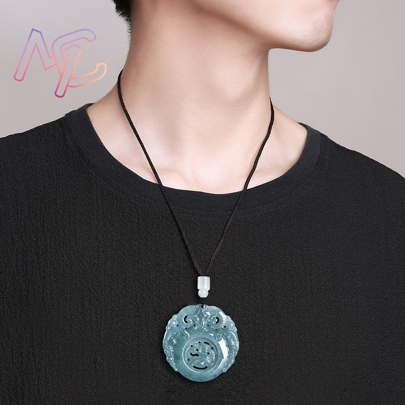 Myanmar Jadeit Schaf Anhänger  – Necklace Pendant Bewertung und Preis